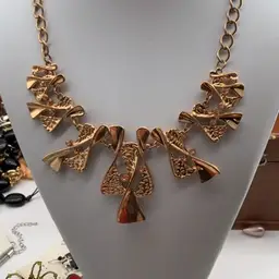 #05 - Mystery Jewelry Lot