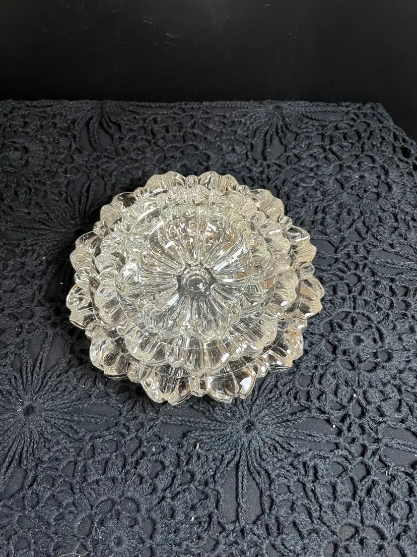 Vintage Crystal Trio of Nesting Ashtrays