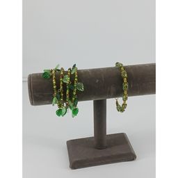 2 Bracelets