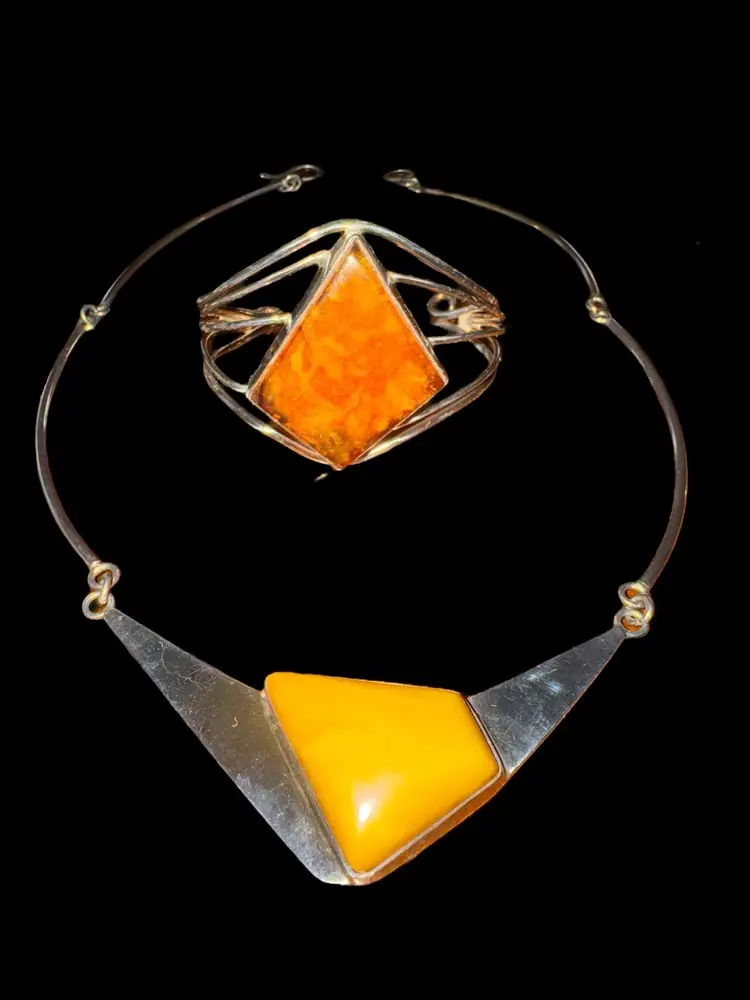 Rings And More on Sale @ Sundance Sterling 