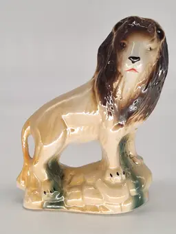 Vtg Ceramic Lusterware Lion