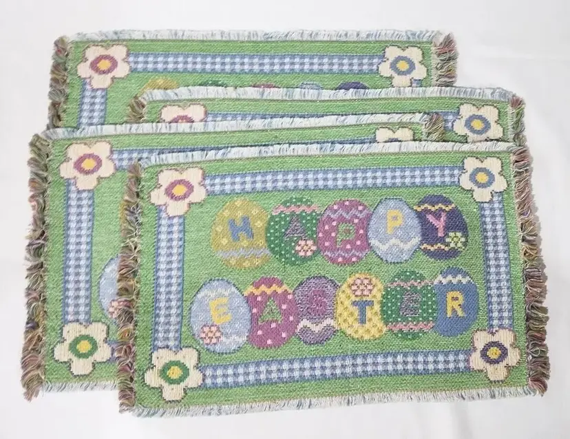 Vintage Set of 4 Easter Egg Floral Spring Woven Placemats for Dining With Fringe