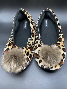 Joe Boxer Leopard Slip On House Shoes Size 9-10