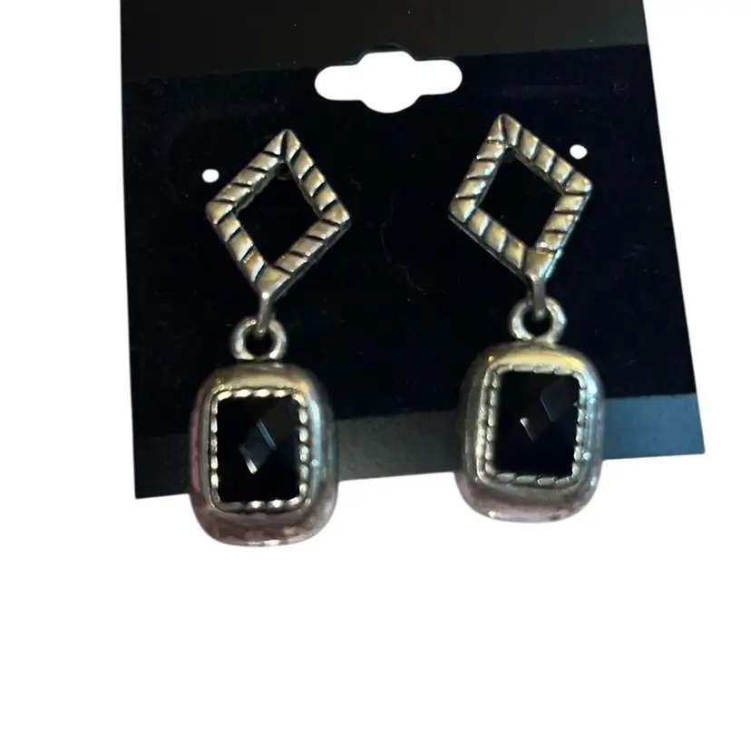 Premiere Designs Drop Dangle Earrings Pierced Ears 1.5” Silvertone Black Stone