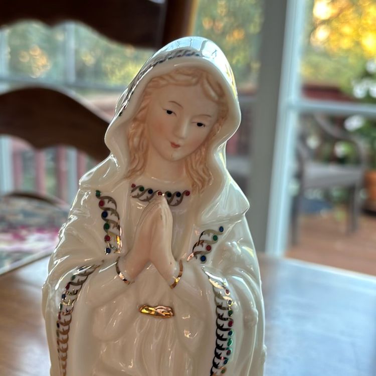 Nativity Mary Figurine