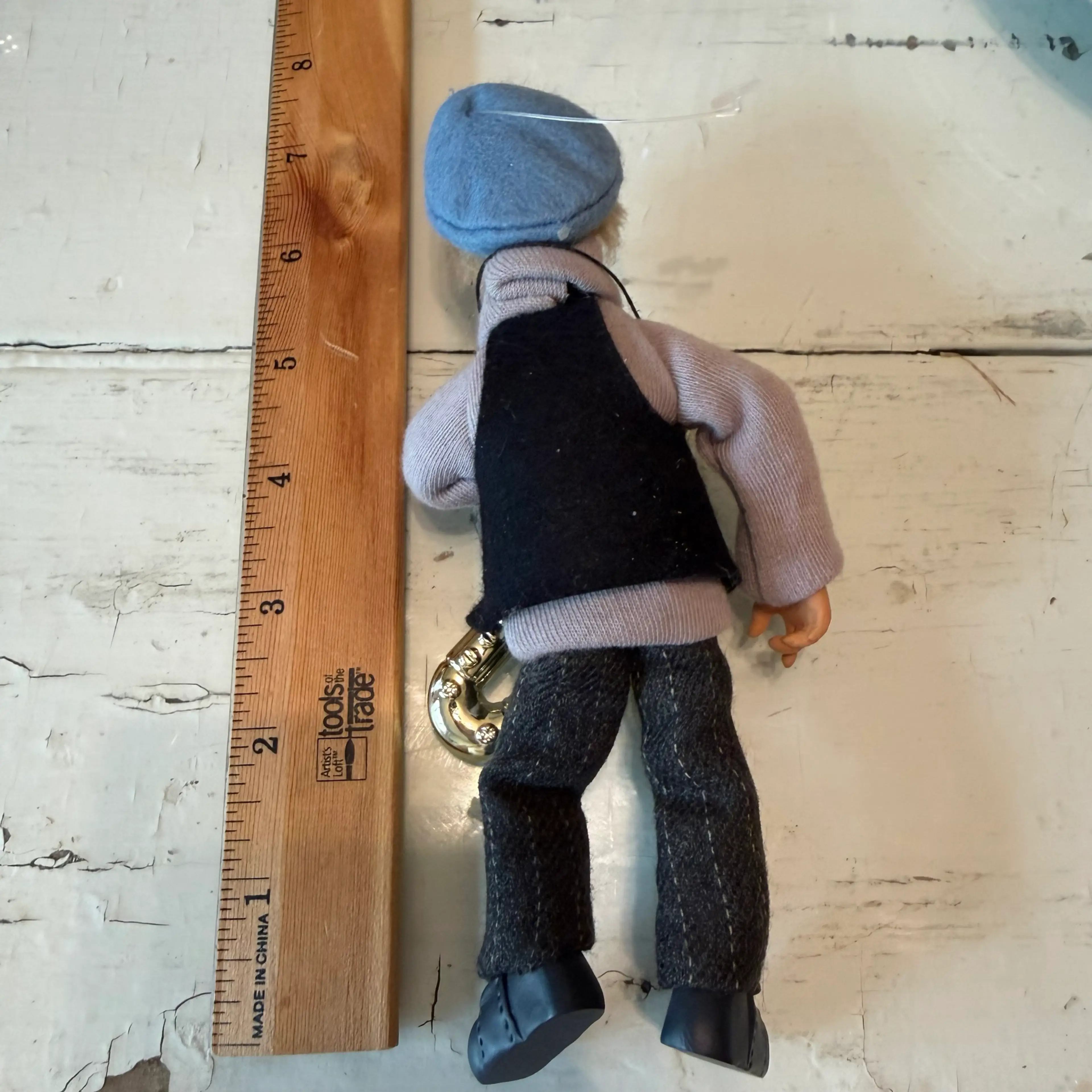 Image 4 of 4