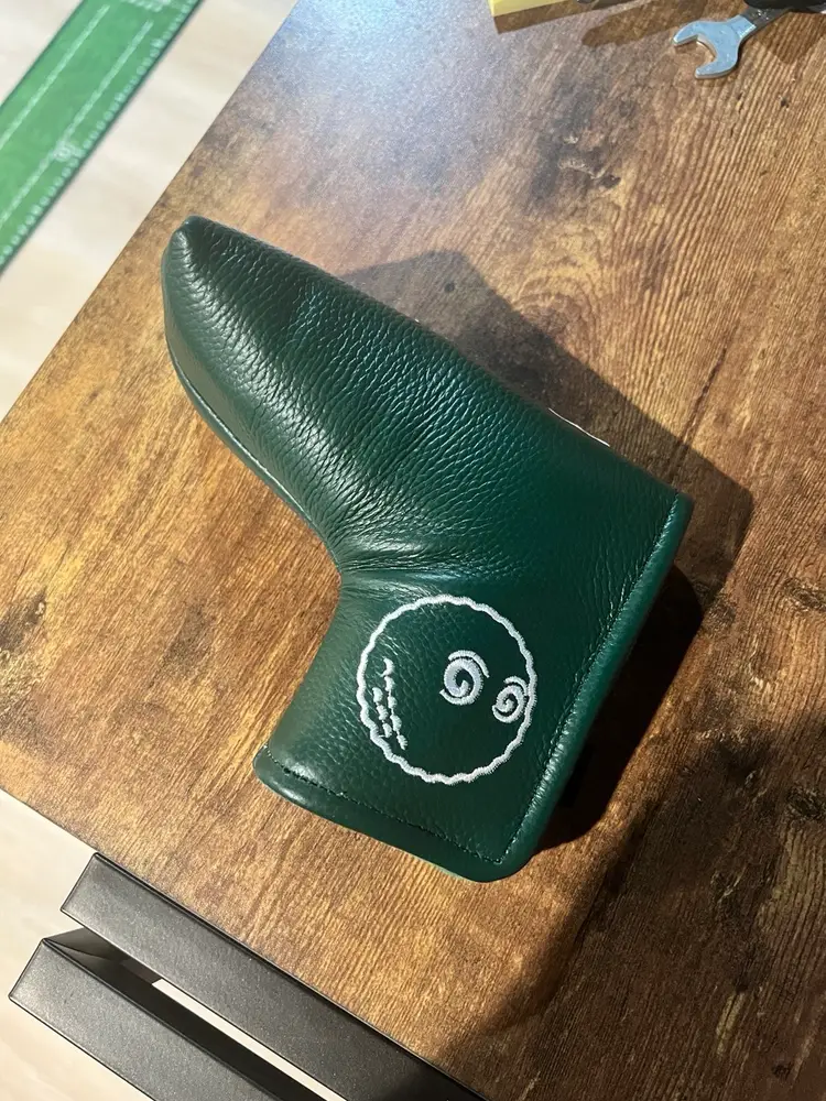 Malbon - Magnetic Green Blade Putter Headcover