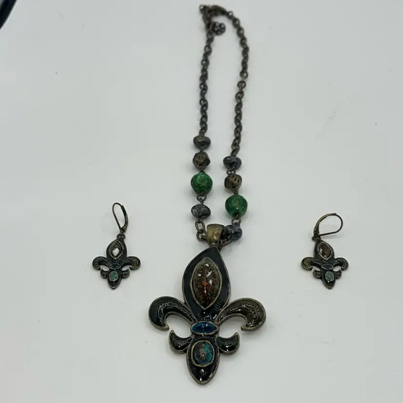 Necklace And Earring Set 18” Bronze Color With Stones