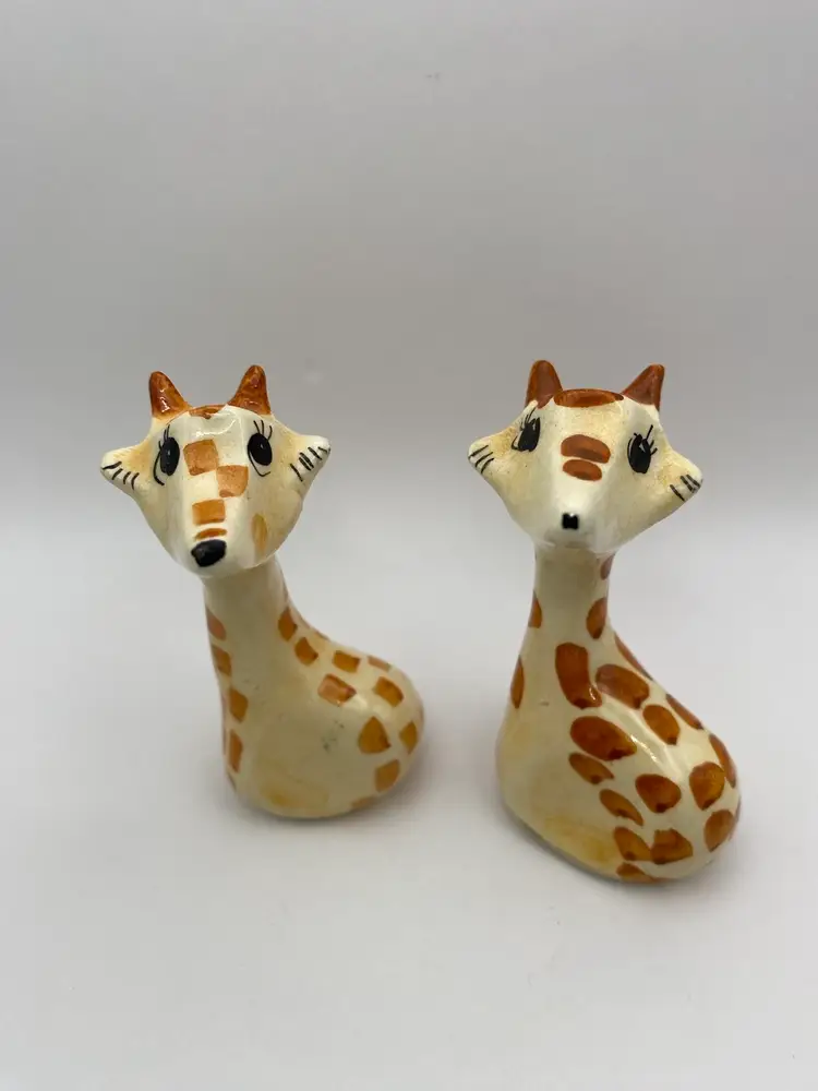 Hand painted Ceramic Giraffe Figurines 2” Set Of 2