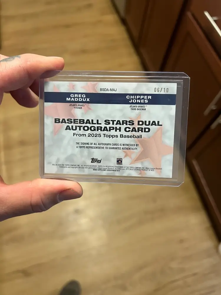 2025 Topps Series One Chipper Jones, Greg Maddux #BSDA-MAJ Dual Auto 06/10