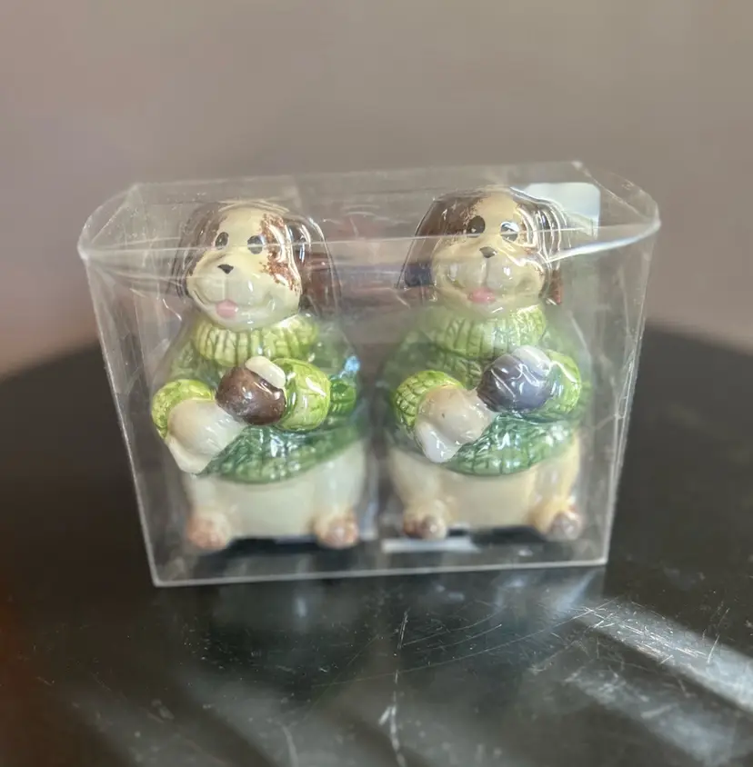 Dog Salt and Pepper Shakers Green Sweaters with Bone Never Opened Dolomite GKAO