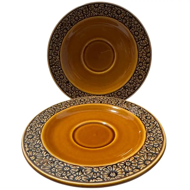 VTG Daisy IronStone Brown Amber Saucers Set Of 2 Hand Decorated Made In Japan 6"