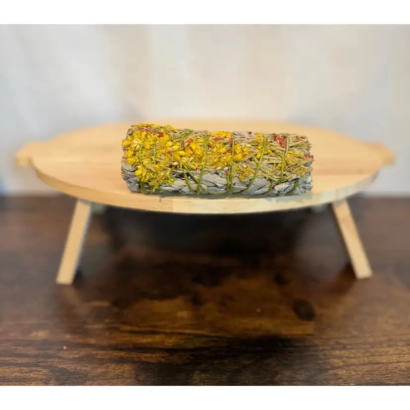 White Sage + Yellow Sinuata Flowers Smudge Stick 4in.