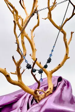 1928 Blue Bead Floral Motif On Black Chain 19” Adjustable Prom