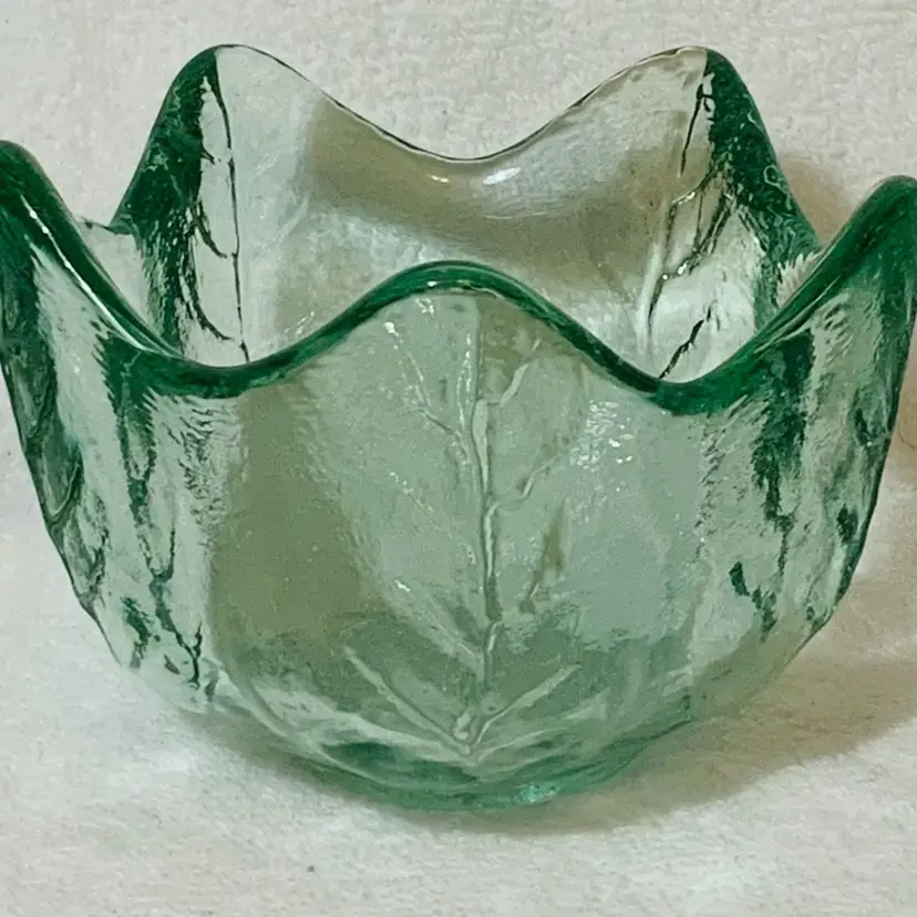 Vintage Greenish Clear Transparent Green Glass Vase 5 Petal Wide Mouth Candy Dish Candle Holder Planter 2.5” Tall And 3” Wide Recycled Glass Leaf Lotus Flower Candle Holder Bowl Green Votive Garden