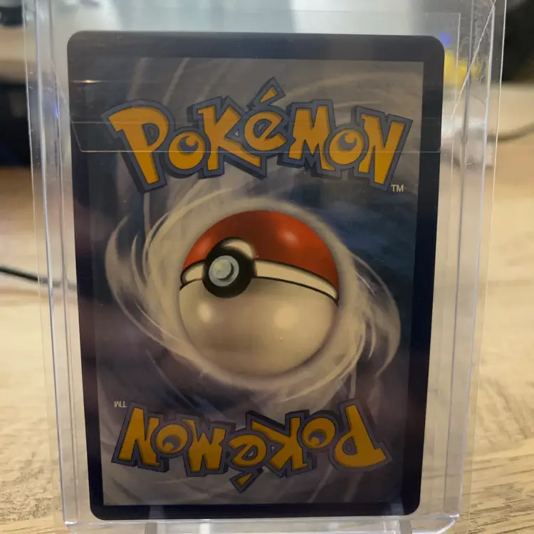 Darkrai V 098/189 Ultra Rare Pokémon  Sword & Shield Astral Radiance set.