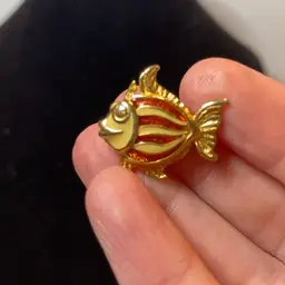 Hody Fish Pin