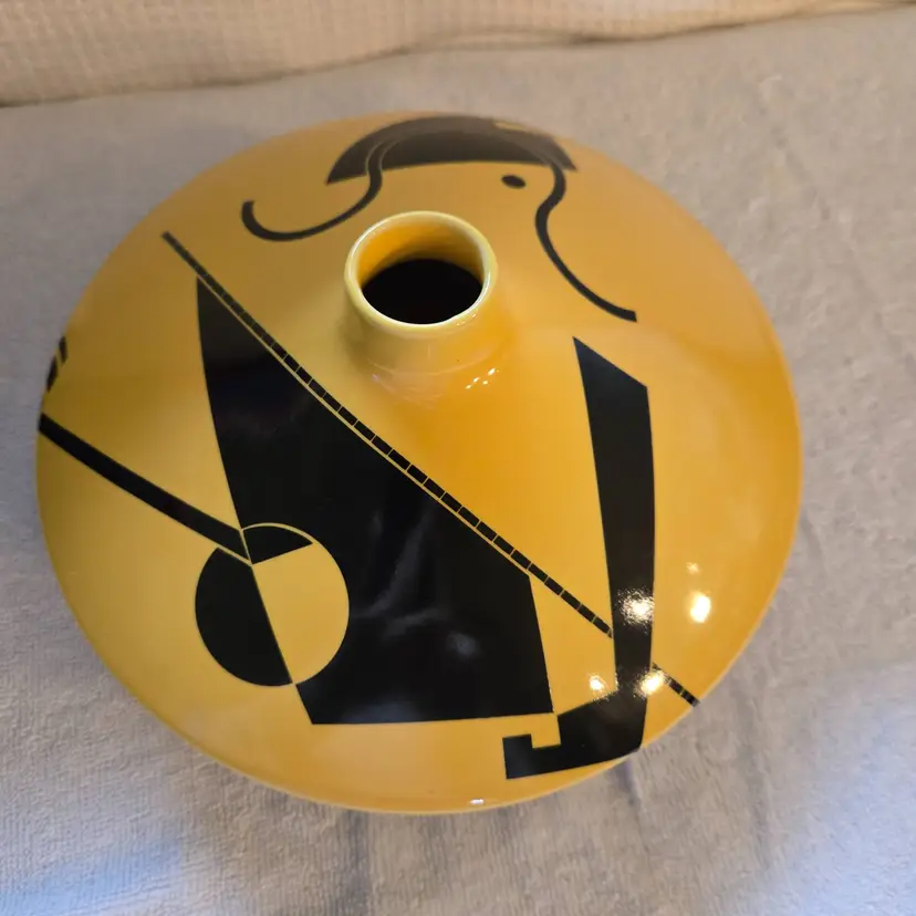 Toyo Japan Rythm Vase Cubist Inspired designed by Scott Sumner