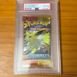 PSA 8 HS Undaunted Jolteon Foil Booster Pack