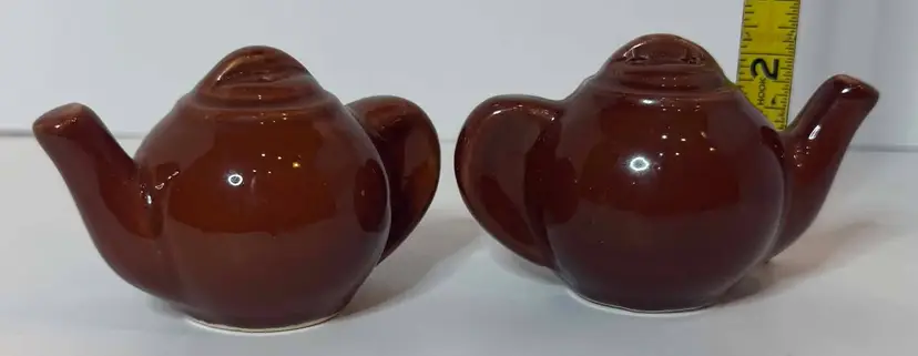 Vintage Brown Ceramic Teapot Salt & Pepper Shakers
