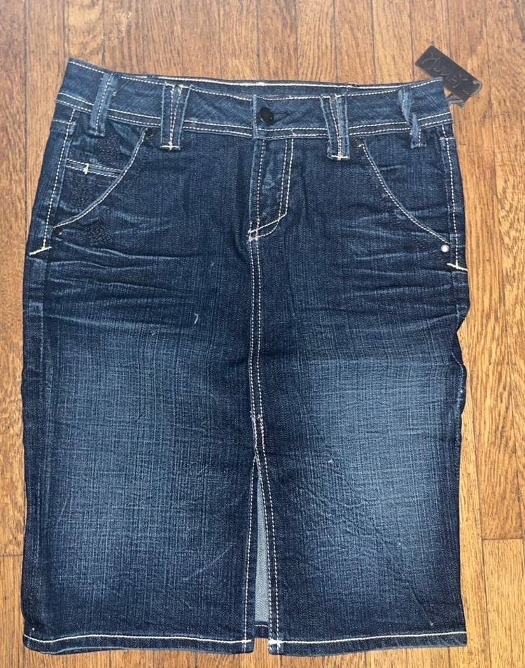 Designer Yanuk Jean Skirt New With Tags Size 0