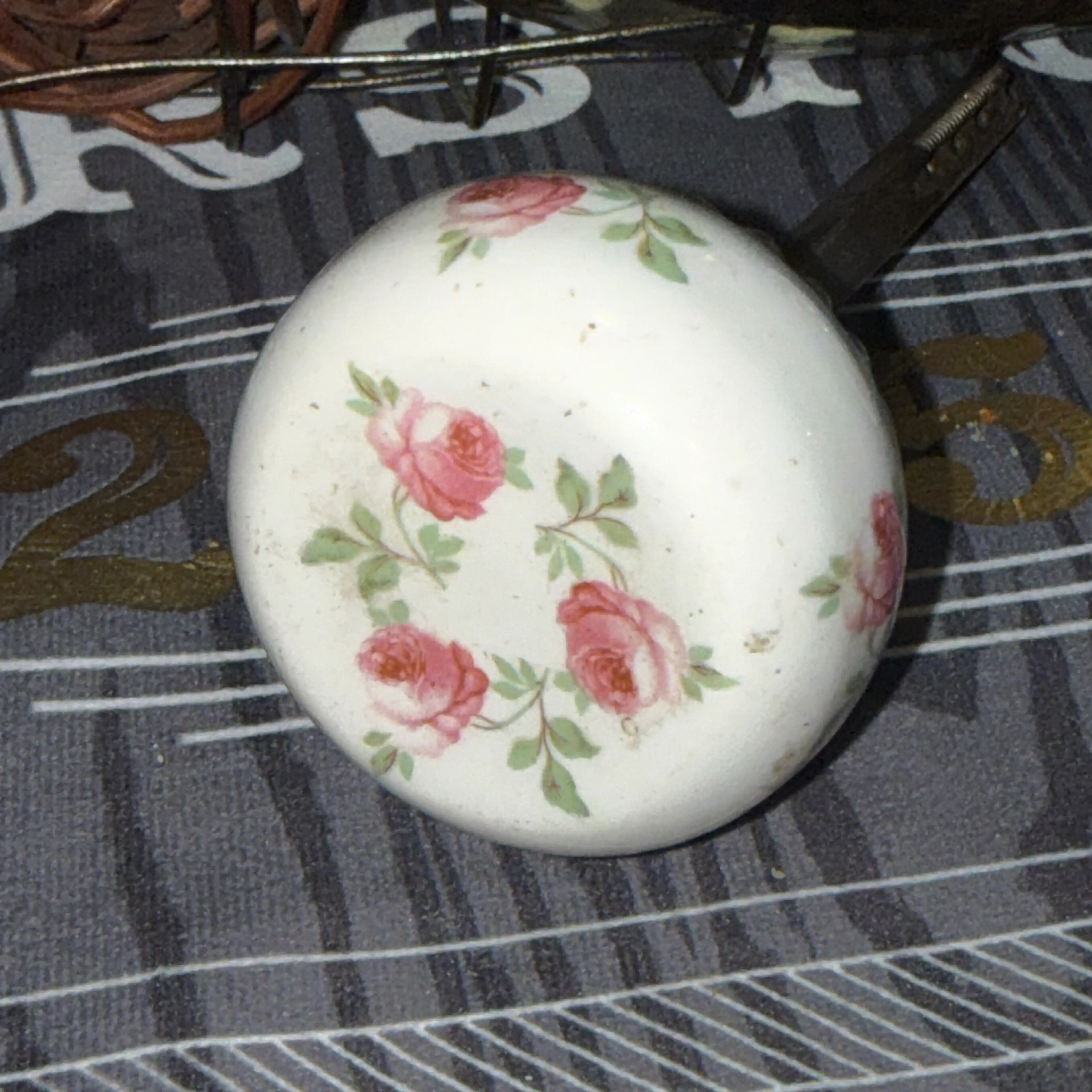 Image 3 of 4