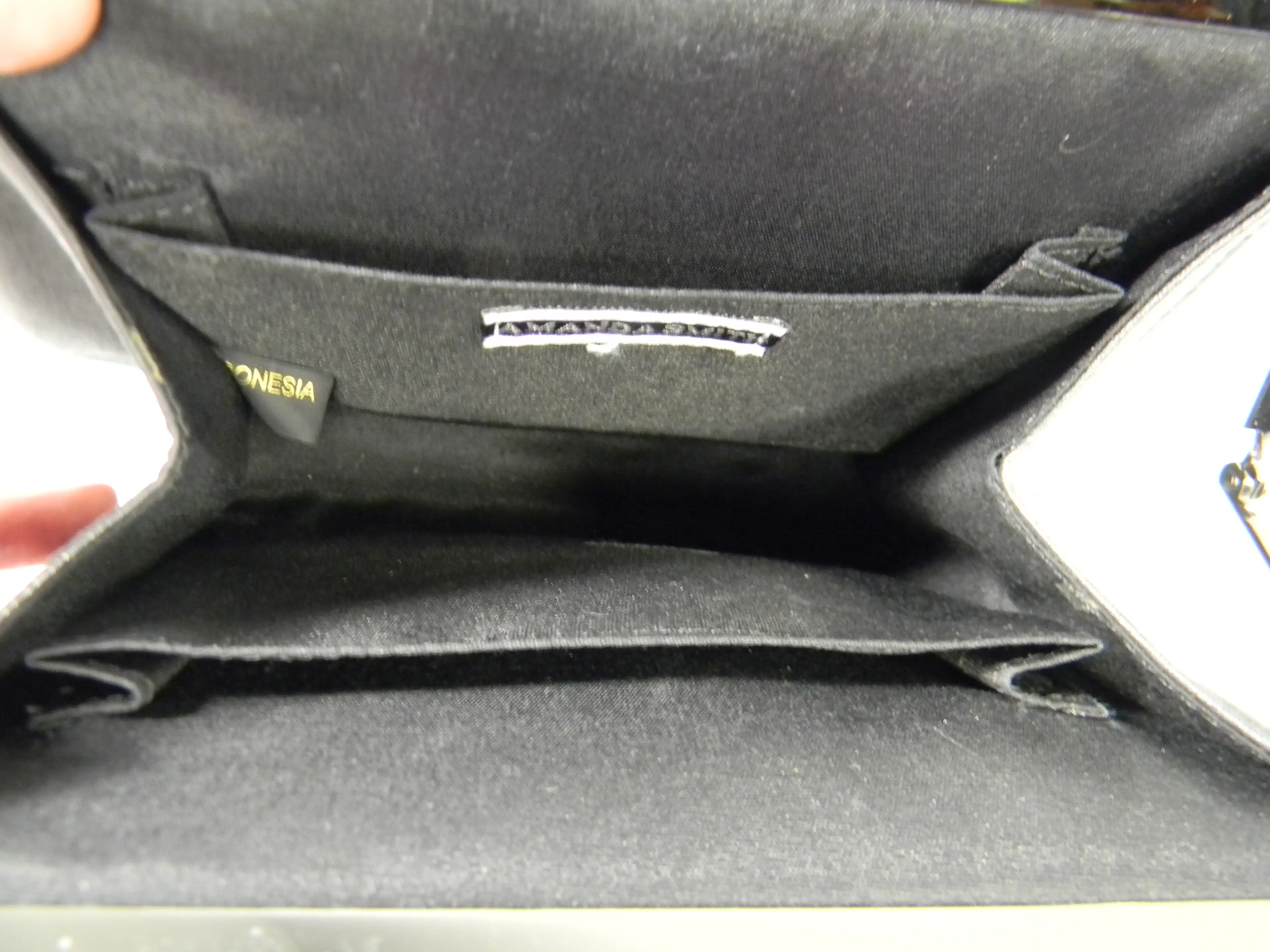 Image 4 of 12