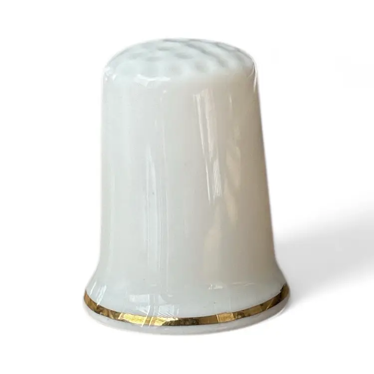 Vintage Santa Claus Mayflower England Fine Bone China Ceramic Thimble