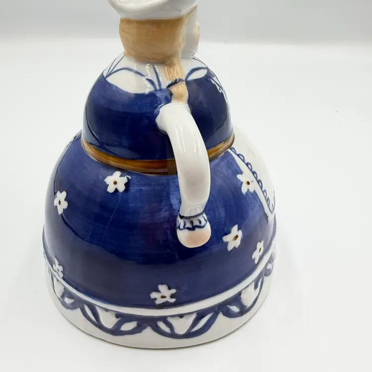 Vintage Ceramic Delft Style Figuring In blue And White Tradition Attire