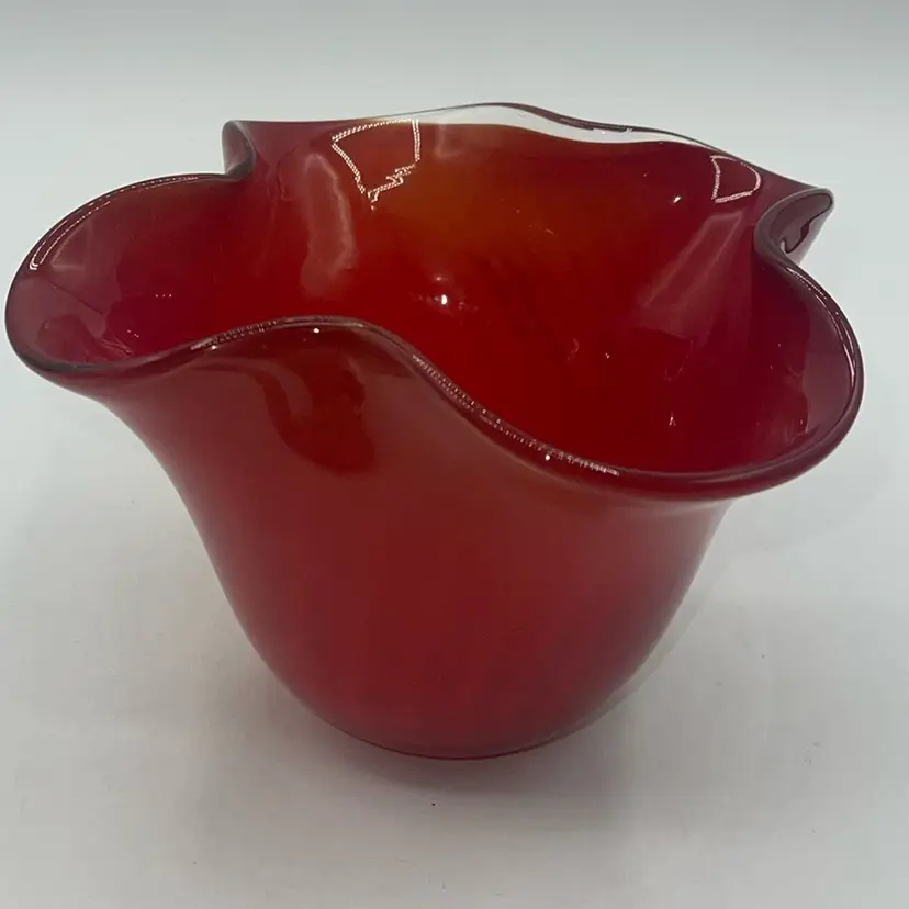 Art Glass Hand Made orange Handkerchief Ruffle Vase Local New Orleans Artist 5” X 7”