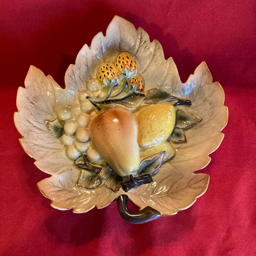 08. MCM Lefton Ceramic Wall Pocket