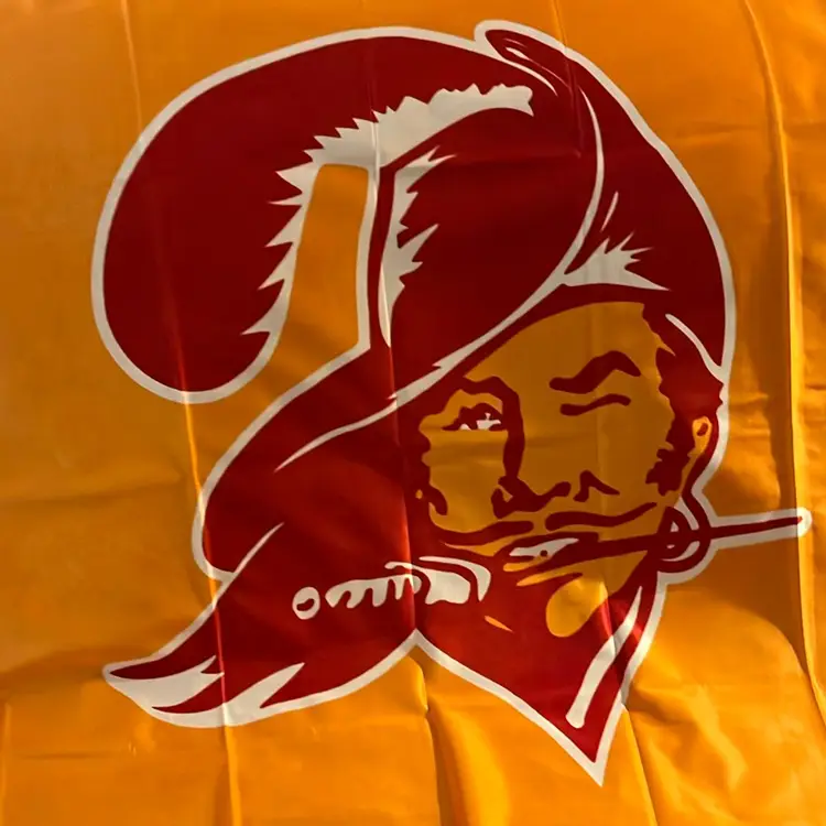 Tampa Bay BUCCANEERS Official THROWBACK TEAM FLAG For SUPER BOWL LV  2020 RARE