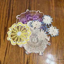 Vtg Set 4 Multi Colored Cotton Crochet Doilies