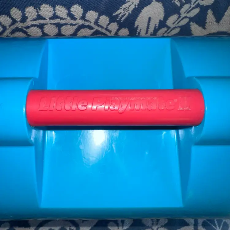 Vintage 1987 Igloo Little Playmate II Picnic Cooler Crown Corning Red Aqua