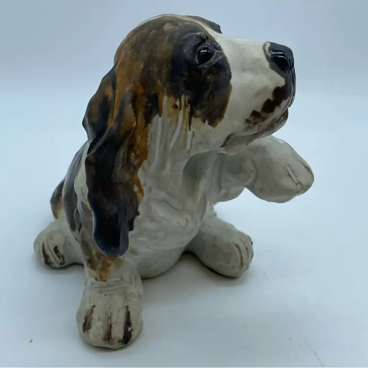 #1472 A glazed ceramic Basset Hound figurine by Maria Ericson for Jie Gantofta.