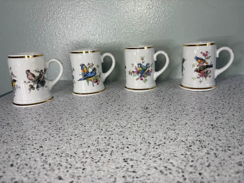 Kaiser W. Germany Porcelain Bird Mug Set (4) – Gold Trim – Vintage
