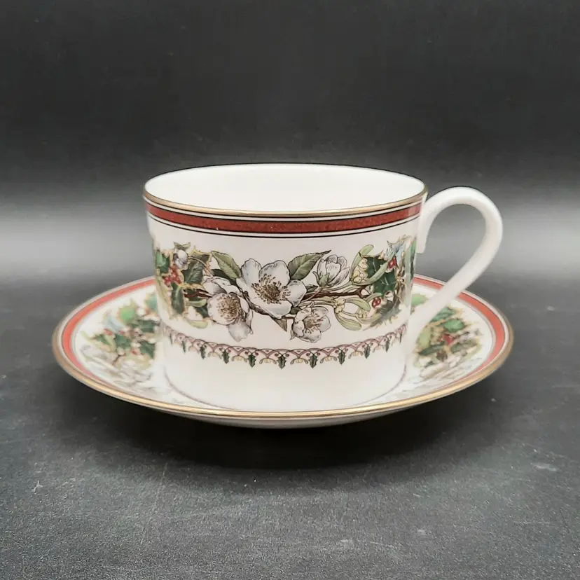 Spode Christmas Rose Flat Cup & Saucer England Fine Bone China NEW