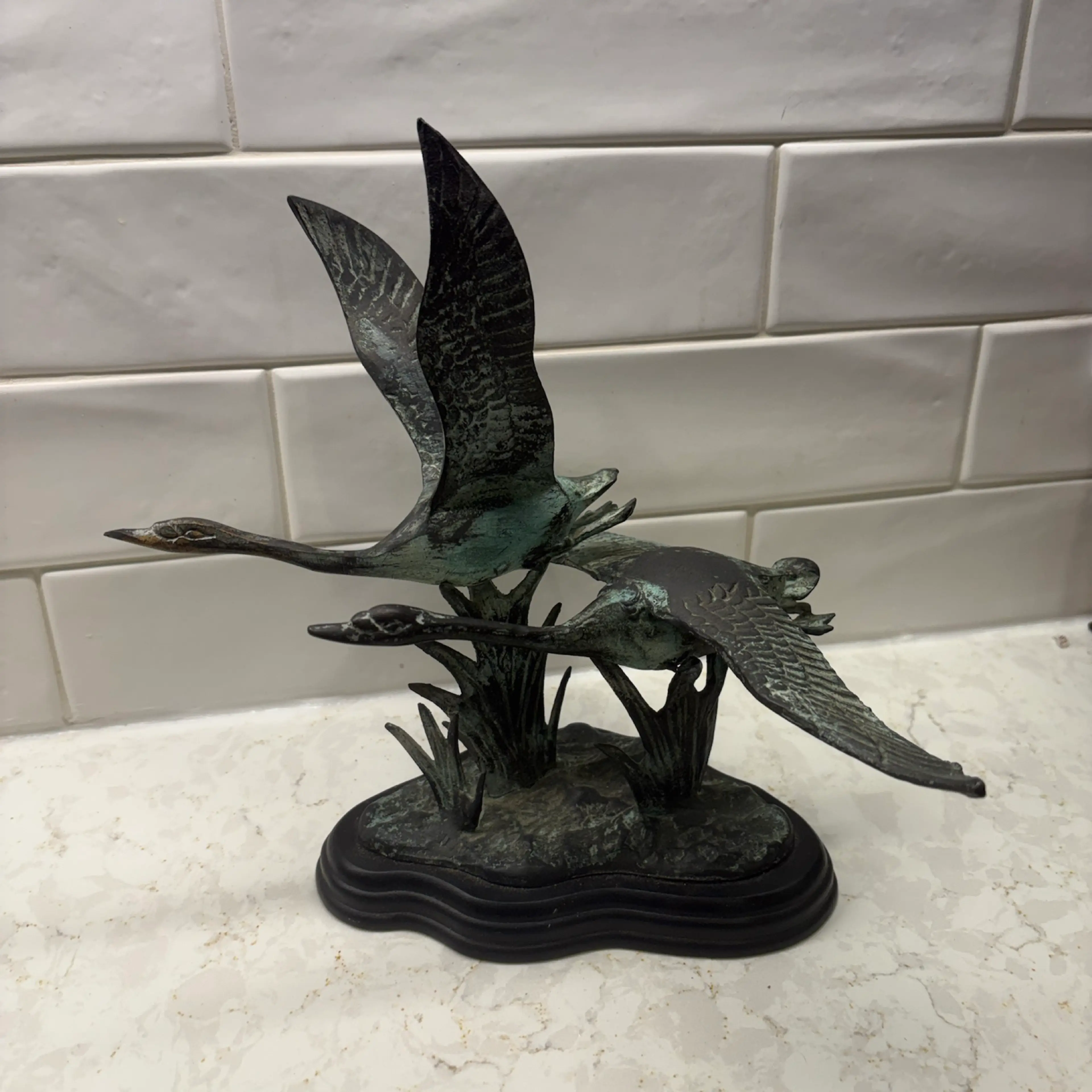 Image 2 of 8