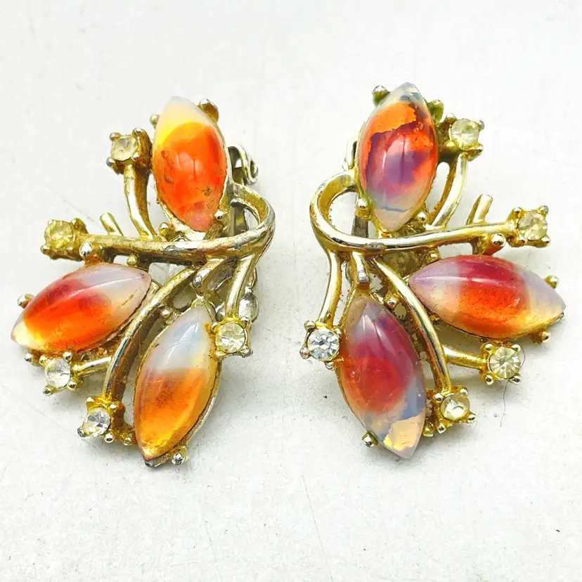 CORO Givre Beaded Earrings Gold Tone Clip On Orange to Clear 17443