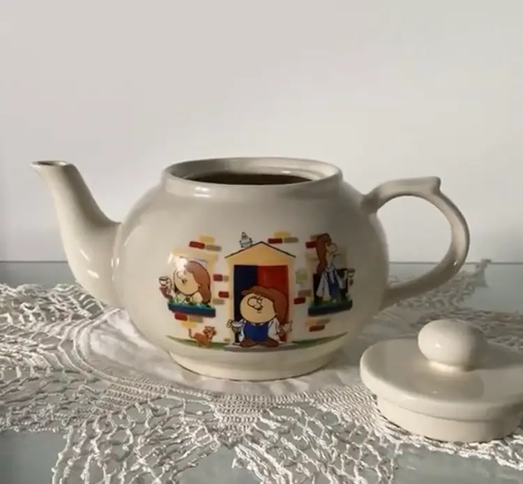 Vintage Tetley Teapot With Tetley Folks Characters Including A Cat And Bird! 1990’s Bright Ceramic Teapot.