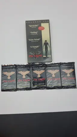 🖤 The Crow VHS Tested + 5 Sealed Trading Card Packs Brandon Lee 90s Collectible