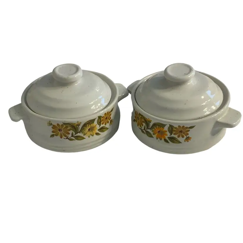 Lidded Capri Bake Serve'n Store Stoneware With Cute Yellow Flowers Set Of Two Casserole Small Crocks Vintage Made In Korea