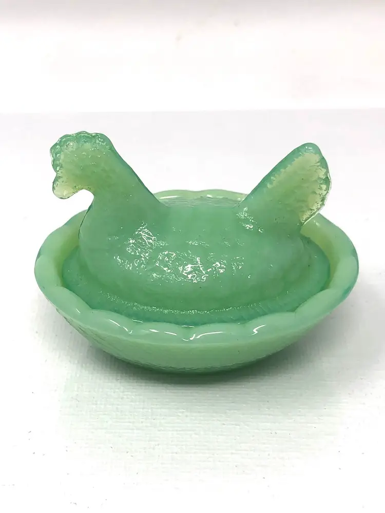Jadeite Green Mini Hen on Nest Lidded Dish