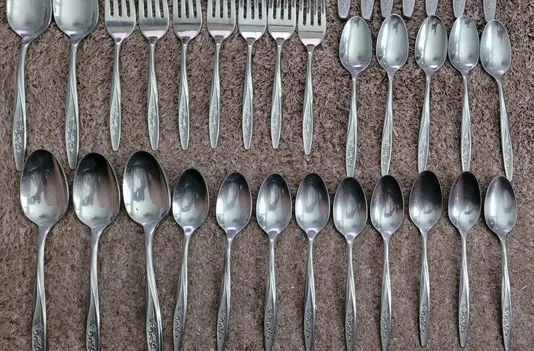 Superior Stainless USA Radiant Rose 44 Pieces Knives Forks Spoons Serving