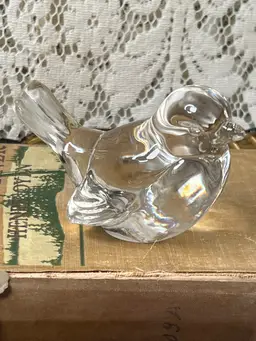 025 Clear Art Glass Bird Paperweight Fenton? 4" X 2.5" X 3"