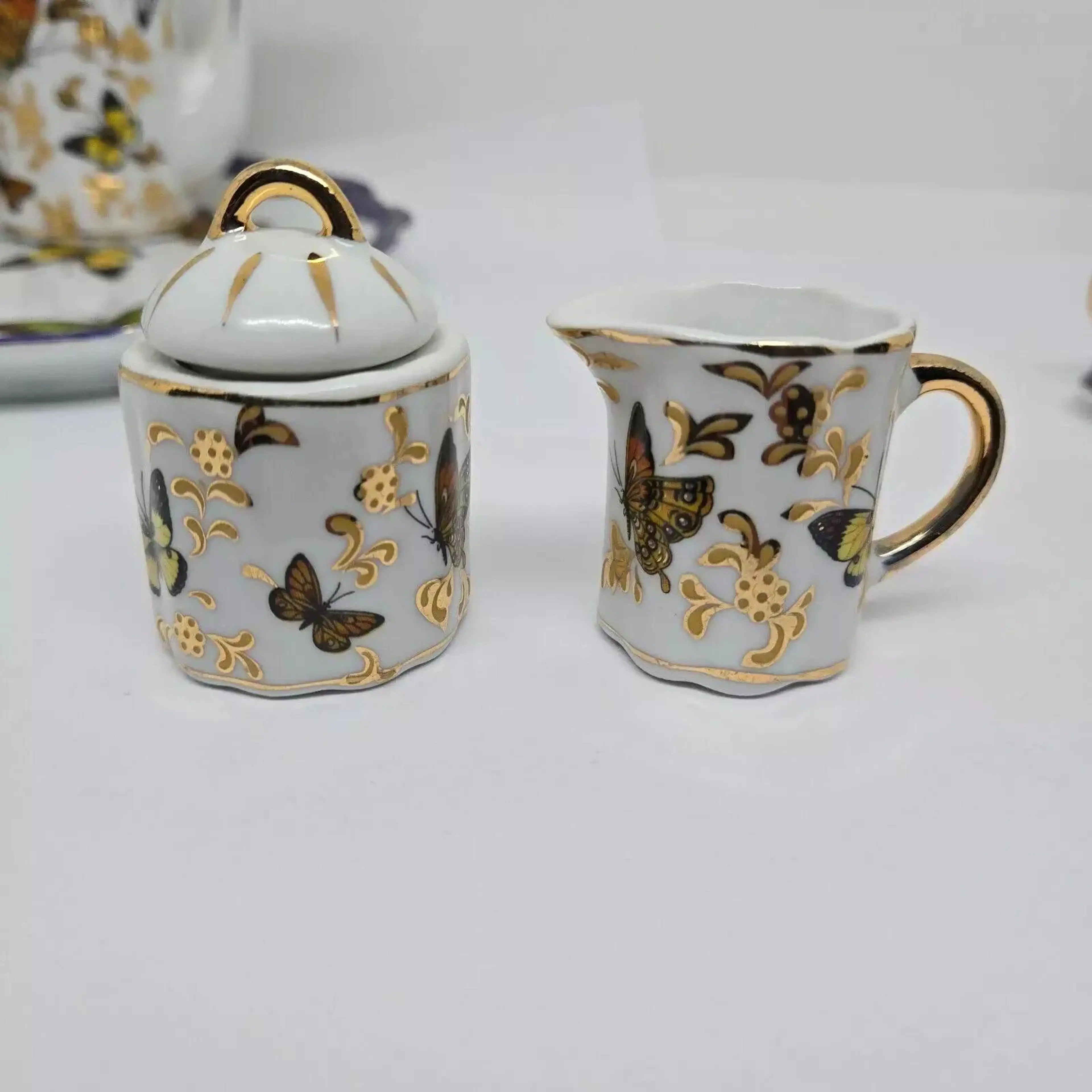 Image 4 of 15
