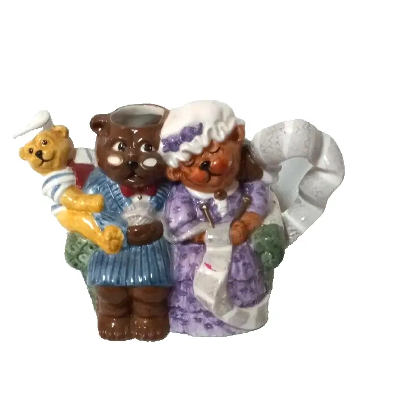 Dept 56 Storybook Village Collection GOLDILOCKS AND THE THREE BEARS Tea Pot