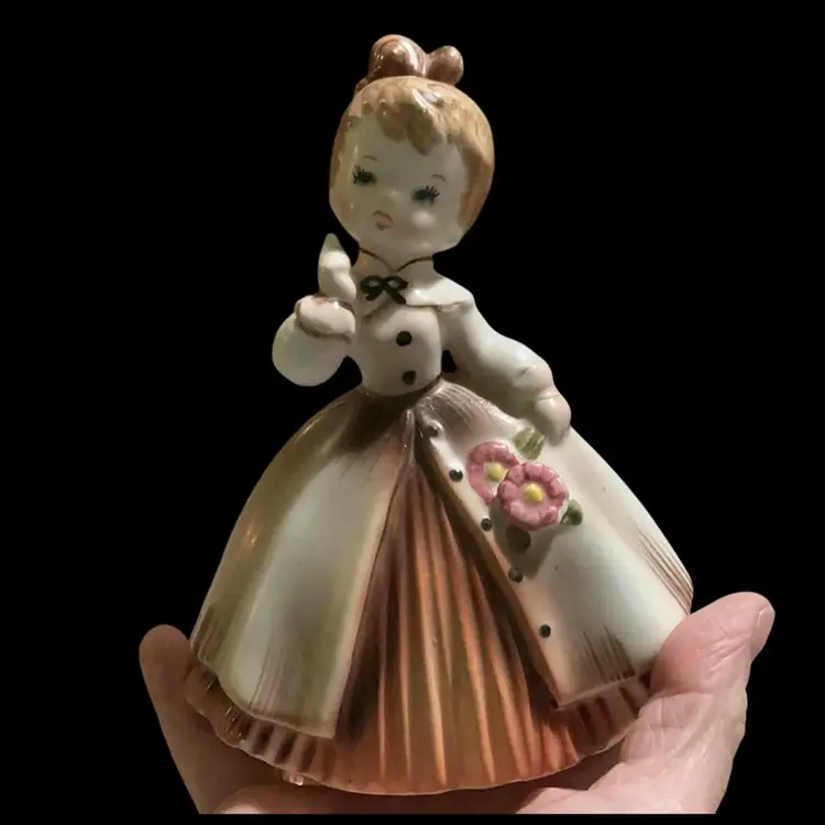 Vintage Inarco Porcelain Girl. Produced In 1963, Hand Painted Young Girl Figurine In A Crinoline Style Dress- Holding A Bouquet Of Pink Flowers. Model # E- 1032 & Stamped 1963 Inarco, Cleve, Ohio.