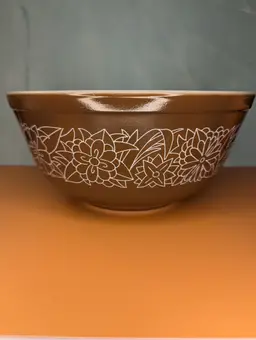 PYREX Woodlands 403 Mixing Bowl 2.5 qt Brown Vintage