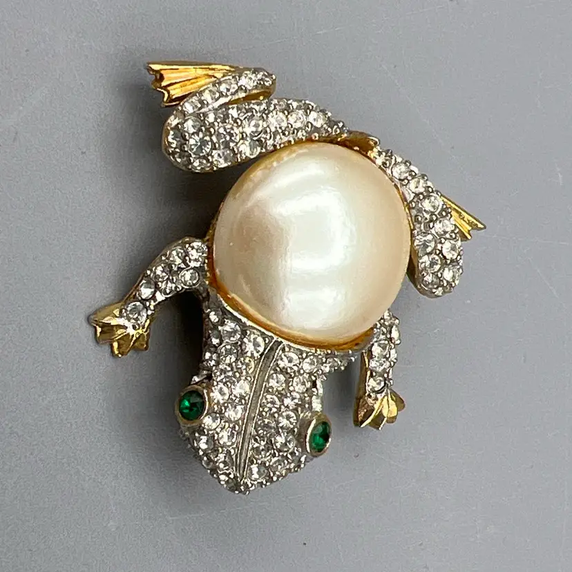 Les Bernard Frog Brooch Green Eyes Clear Rhinestones